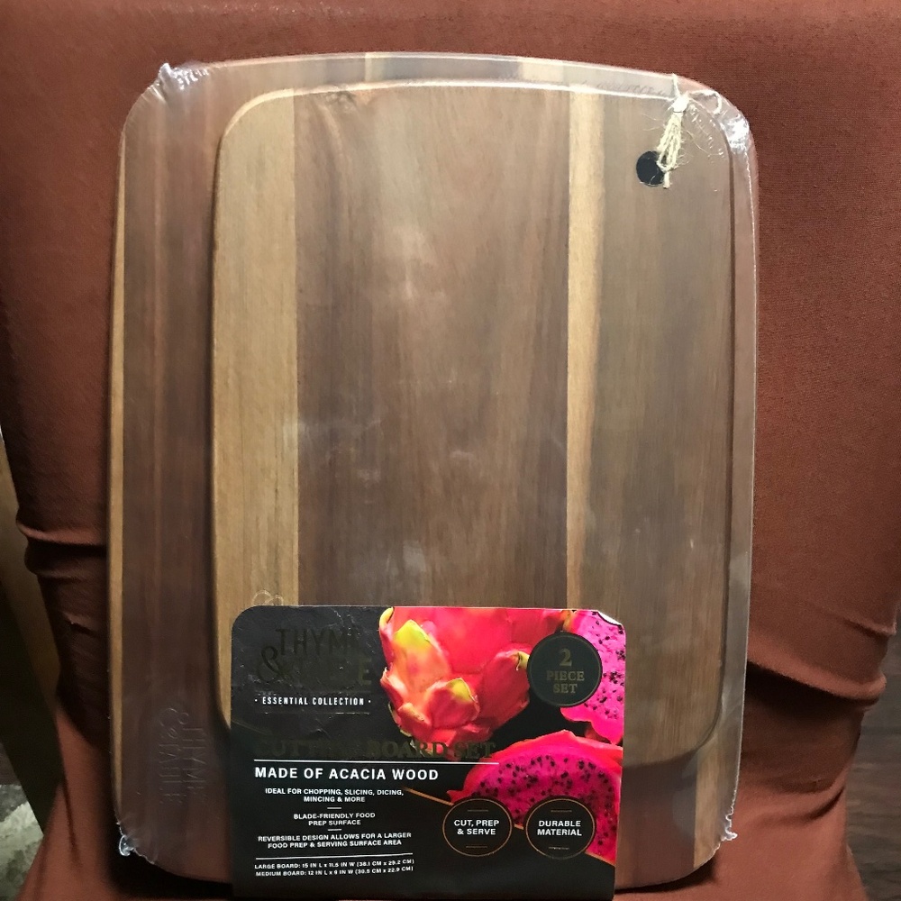 Thyme&Table Cutting Board Set New